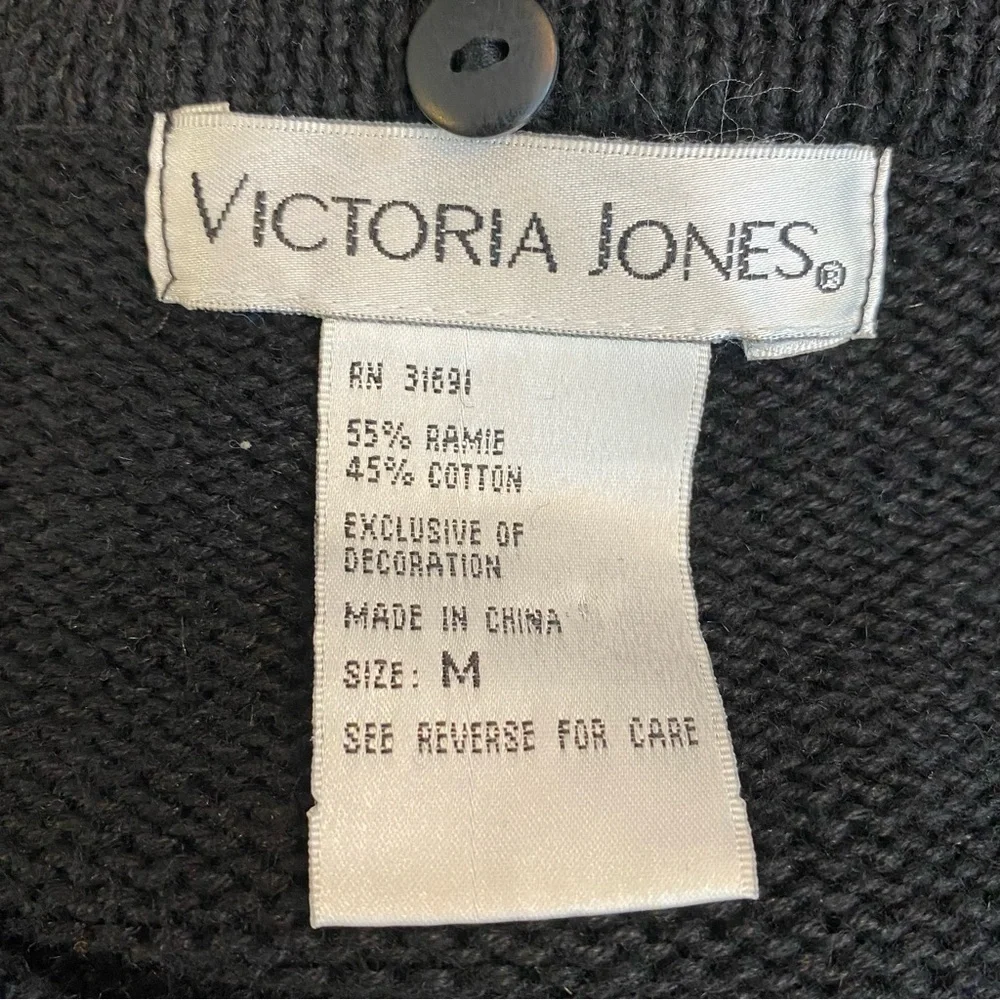 Victoria Jones Vintage Black Poinsettia Beaded Embroidered Cardigan Sweater